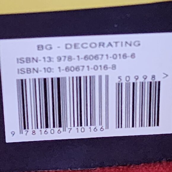 Dare to Repair A Do-It-Herself Guide to Fixing Almost Anything by Julie Sussman - Picture 5 of 16